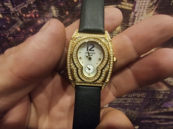 женские часы ROMANSON Rl7695TLg wh